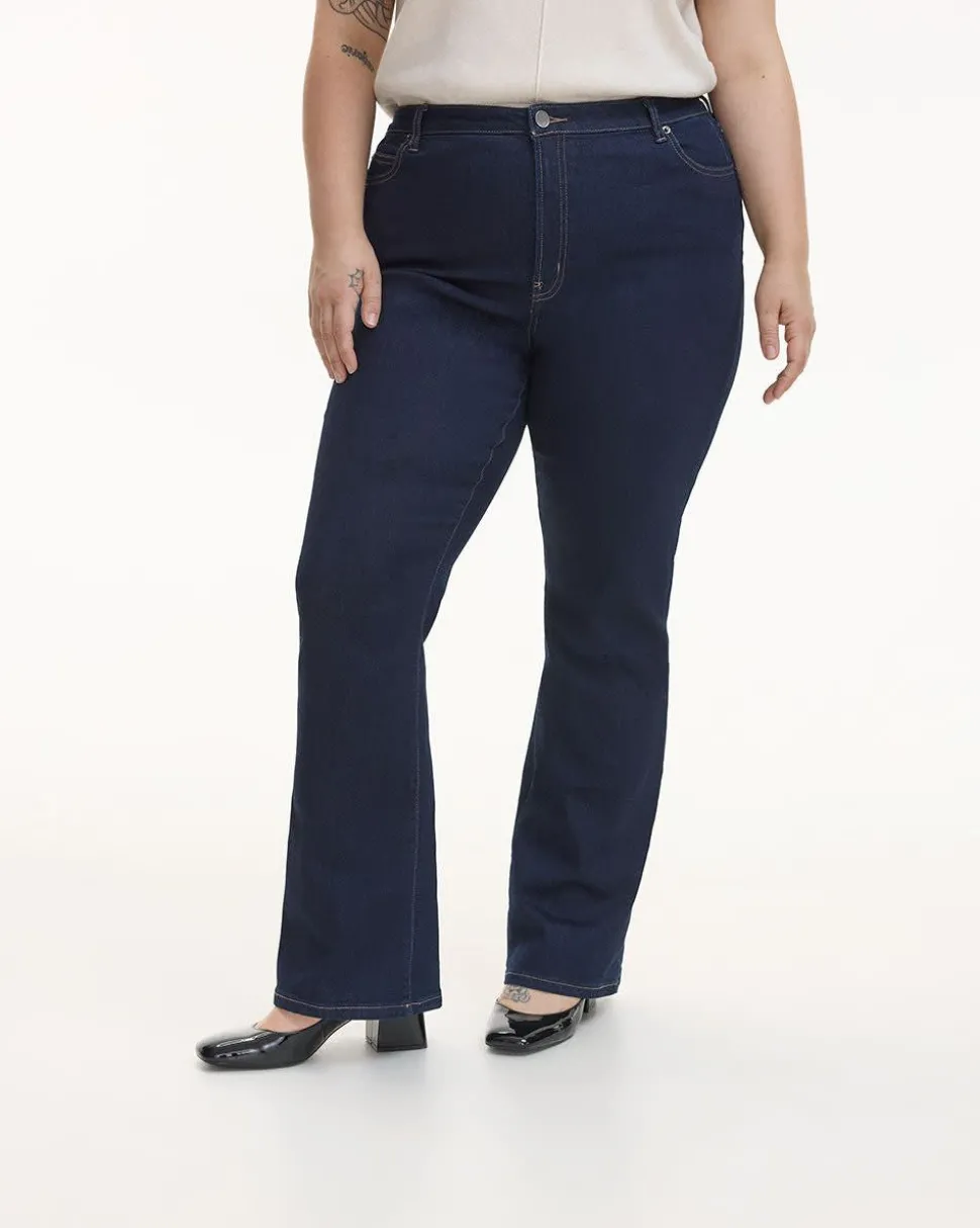 Boot-Leg Mid-Rise Jean - Curvy Fit