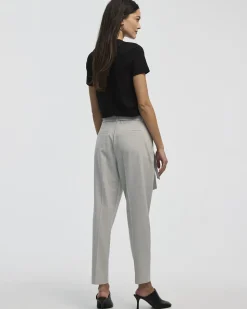 Boyfriend Crew Neck T-Shirt - R Essentials
