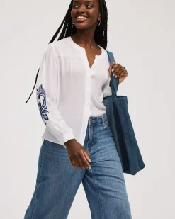Buttoned-Down Loose Blouse with Crew Neckline