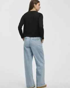 Crew Neck Cardigan - R Essentials