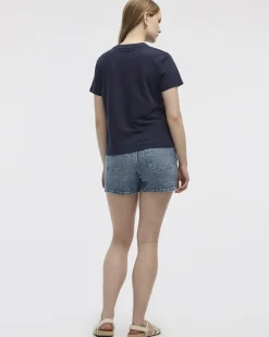 Extended-Sleeve Crew-Neck Graphic T-Shirt