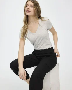 Fitted V-Neck T-Shirt - R Essentials