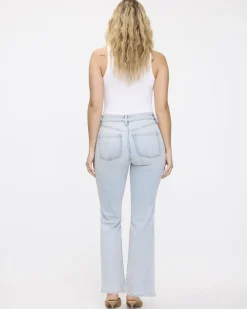 Flare-Leg Mid-Rise Ankle Jean - Petite