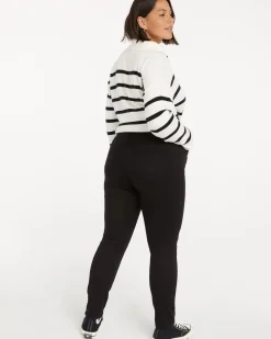 High-Rise Black Jean with Skinny Leg - The Signature (R)