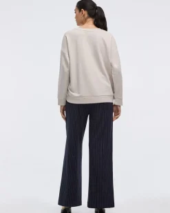 Long-Sleeve Crew-Neck Sweatshirt - R Essentials