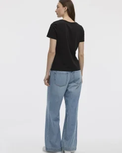 Scoop Neck Graphic T-Shirt - R Essentials