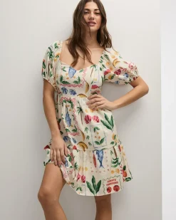 Short-Bubble-Sleeve Bustier Dress with Sweetheart Neckline