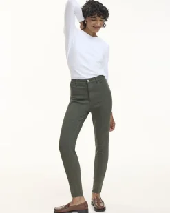 Skinny-Leg High-Rise Jean - The Signature