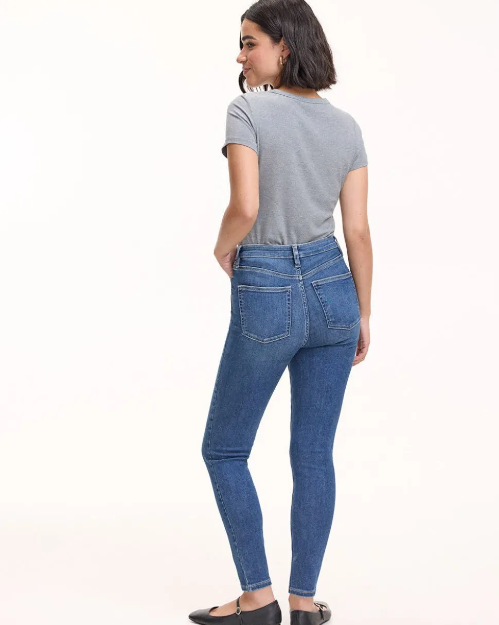 Skinny-Leg High-Rise Jean - The Signature (R)