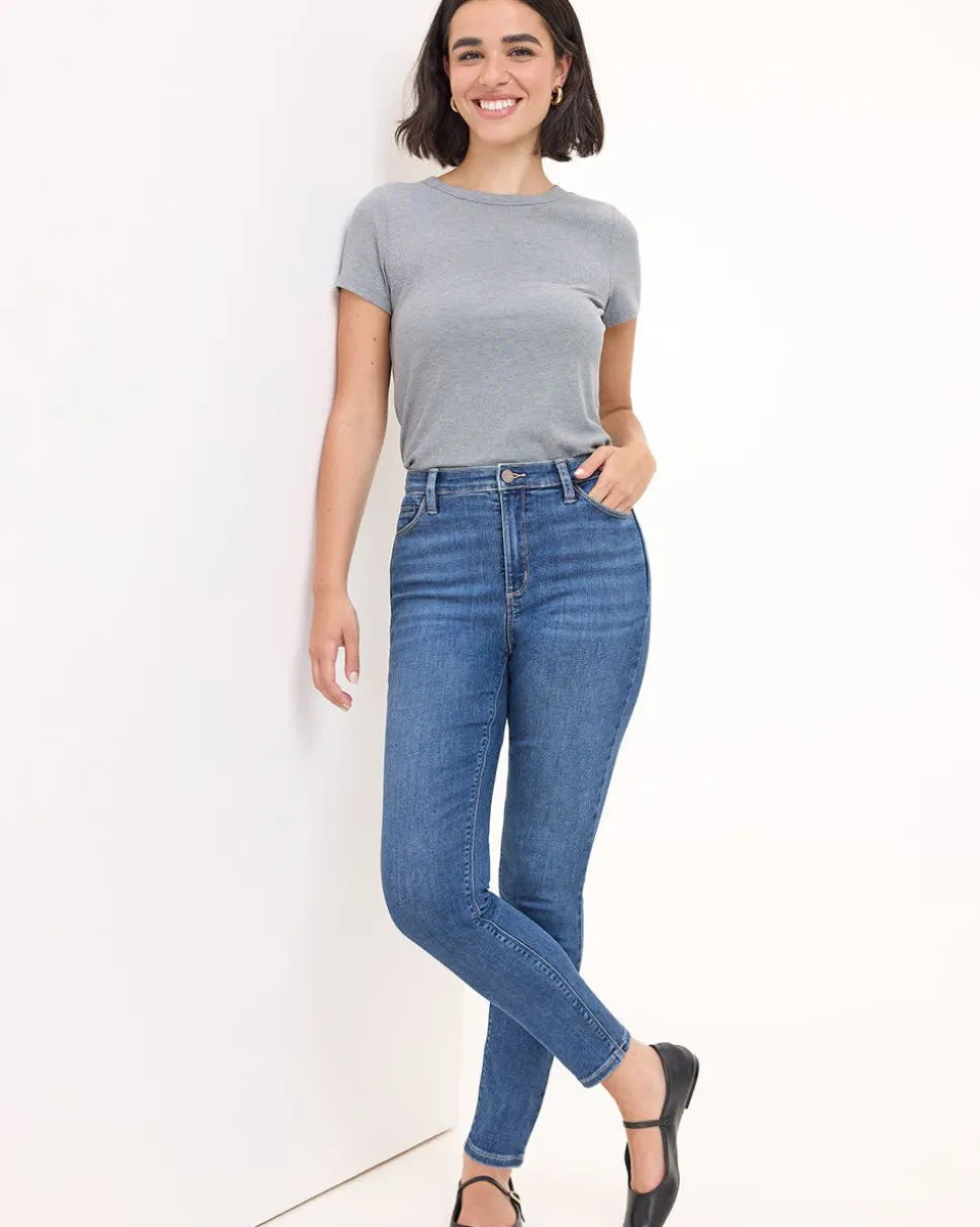 Skinny-Leg High-Rise Jean - The Signature (R)