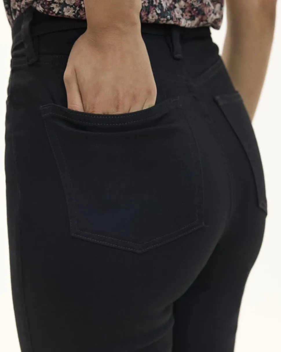 Skinny-Leg High-Rise Jean - The Signature (R)