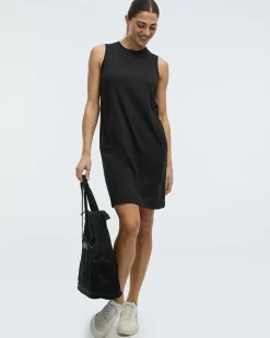 Sleeveless Crew-Neck Dress - Dry-Lux (R) Hyba