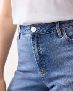 Slim-Leg High-Rise Jean - The Vintage - Curvy Fit