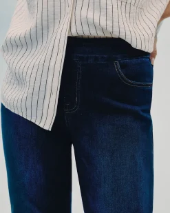 Straight-Leg Mid-Rise Jean - The Comfort