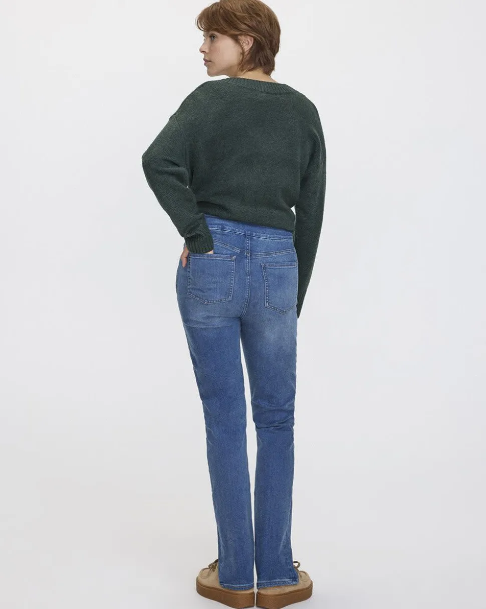 Straight-Leg Mid-Rise Jean - The Comfort - Petite