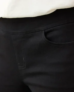 Straight-Leg Mid-Rise Jean - The Comfort - Tall