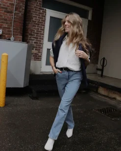 Straight-Leg Mid-Rise Jean - The Classic