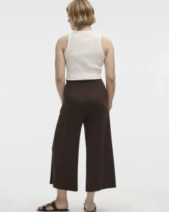 Stretch Pull-On Gaucho Pants