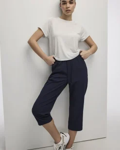 Textured Woven Capri Pant - Hyba