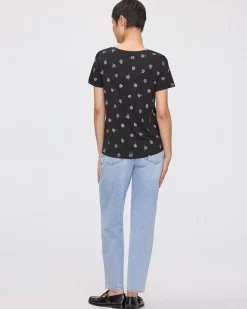V-Neck T-Shirt - R Essentials