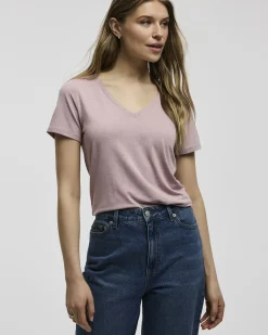 V-Neck T-Shirt - R Essentials