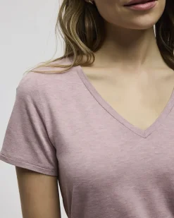 V-Neck T-Shirt - R Essentials
