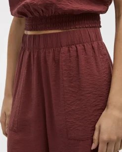 Wide-Leg Pant